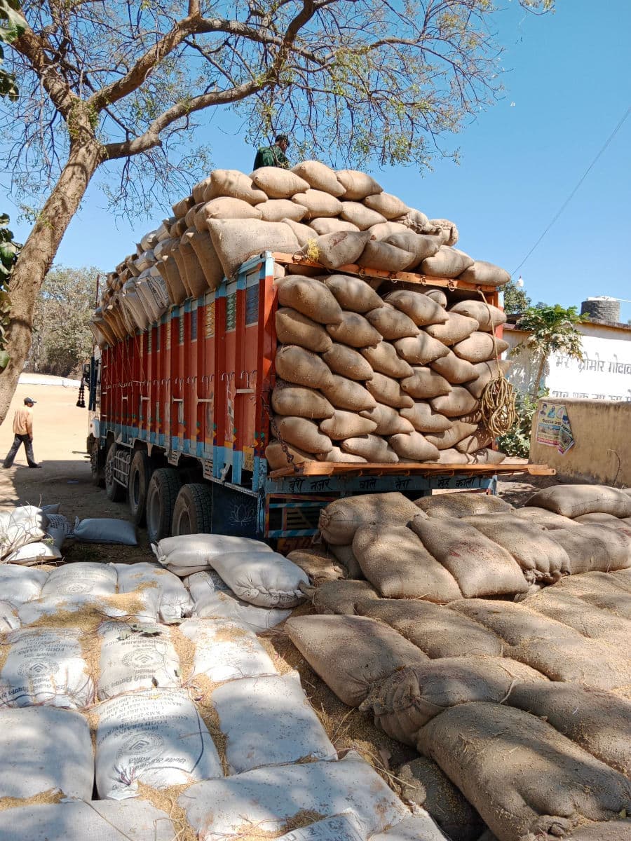 Bulk agricultural delivery